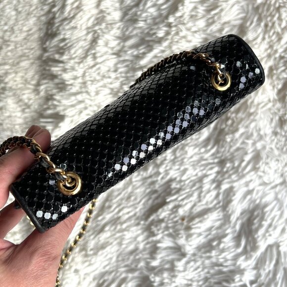 Whiting & Davis Black Mesh Crossbody Bag With Gold Tone Chain & Interior Mirror - Picture 9 of 9